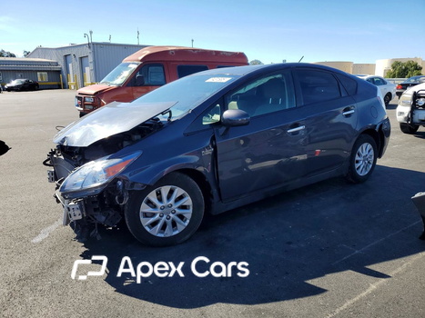Toyota Prius 2014 - Image 1 of 13