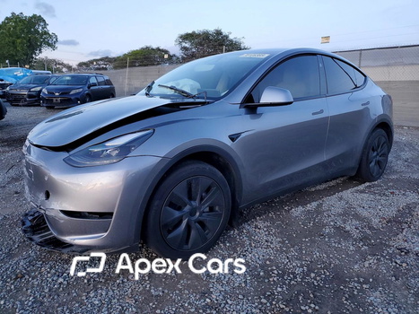 Tesla Model Y 2025 - Zdjęcie 1 z 14