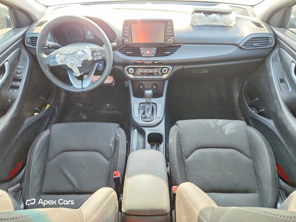 Hyundai Elantra 2019