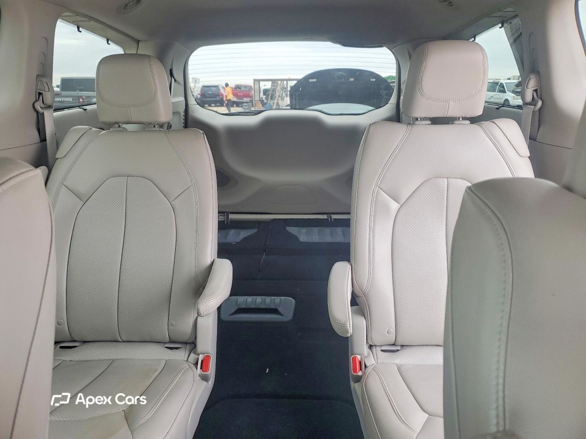 Chrysler Pacifica 2017