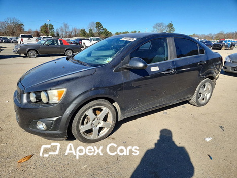 Chevrolet Sonic 2015 - Image 1 of 13