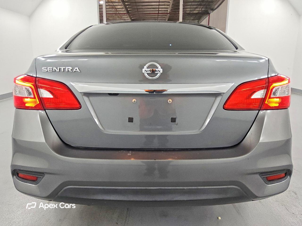 Nissan Sentra 2018