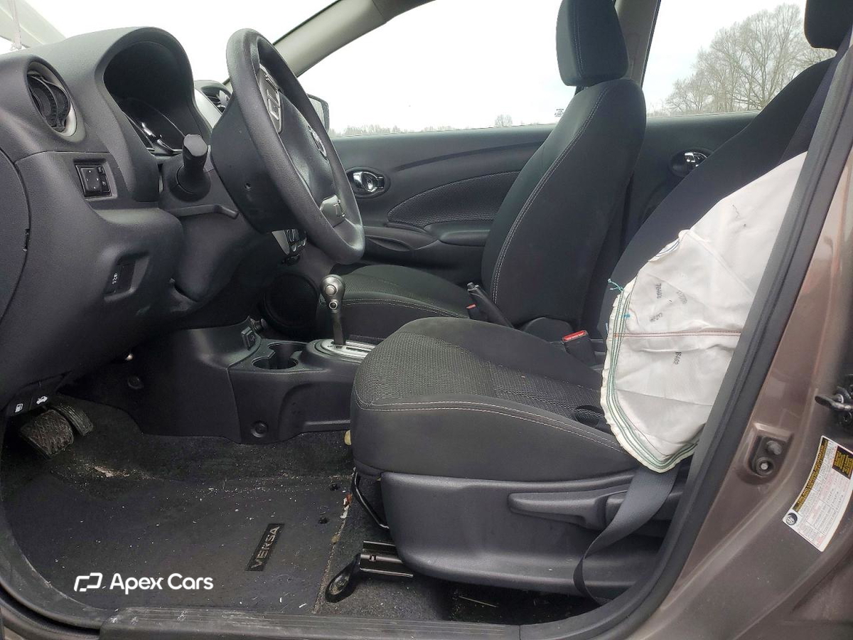 Nissan Versa 2017