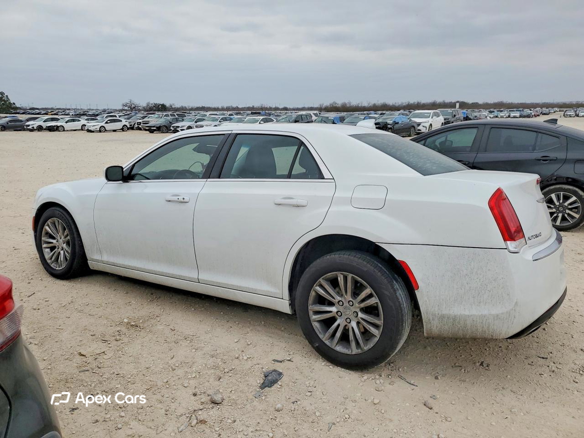 Chrysler 300 2017