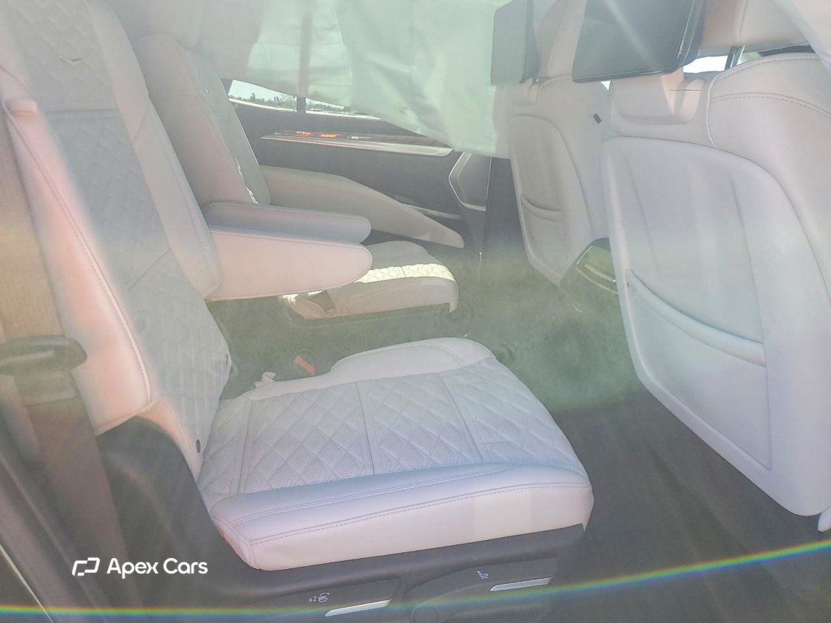 Cadillac Escalade 2025