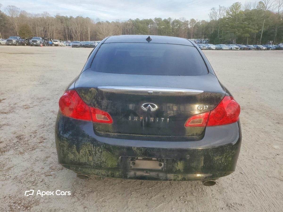 Infiniti G 2012