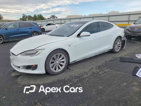 Tesla Model S 2016 - Image 1 of 13