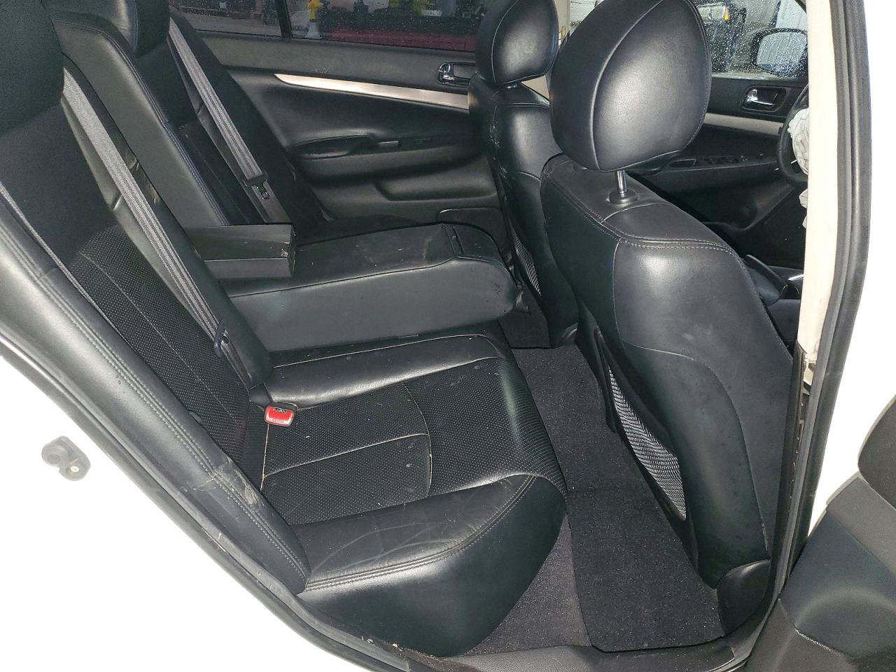 Infiniti G 2013