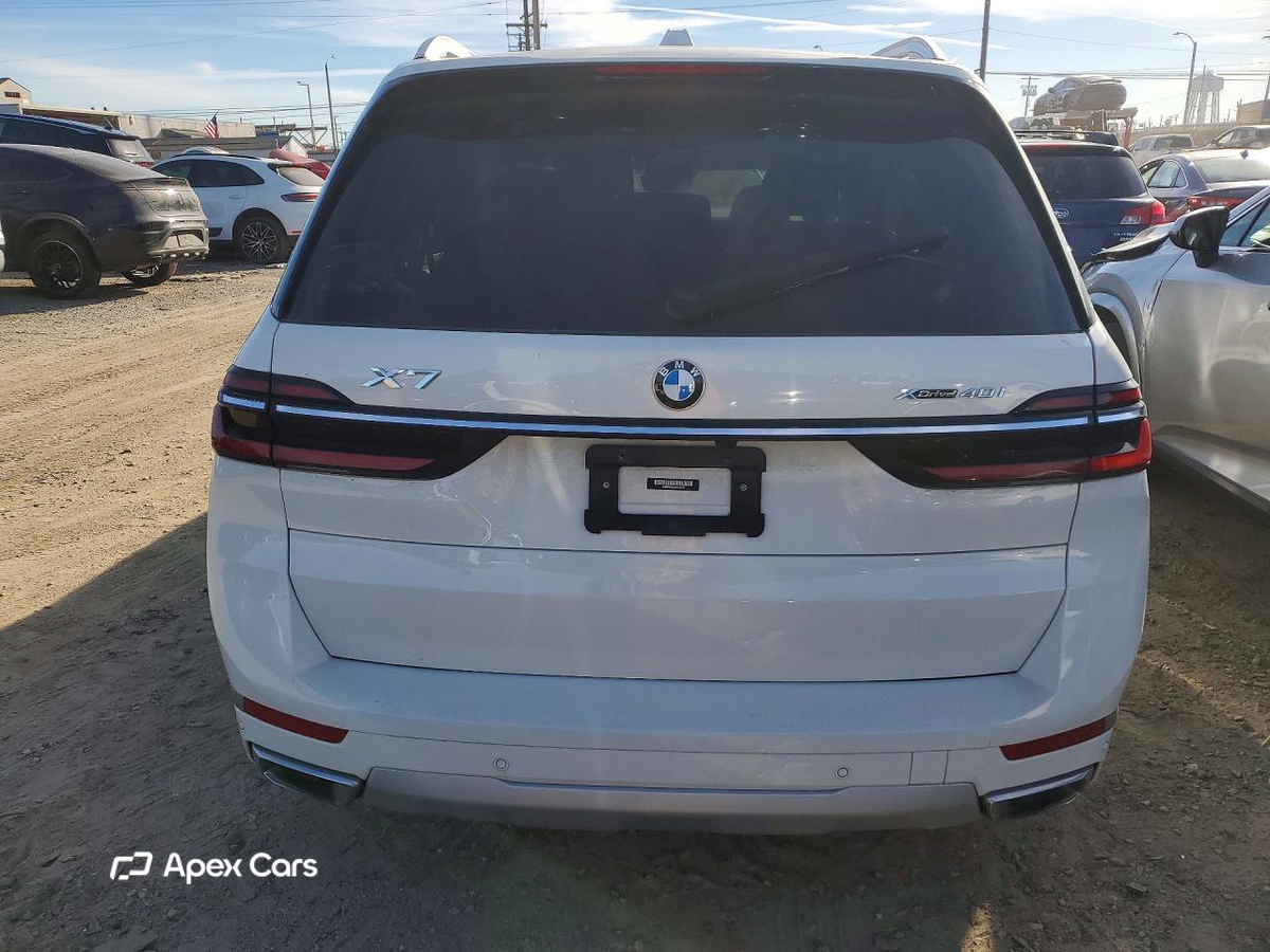 BMW X7 2023