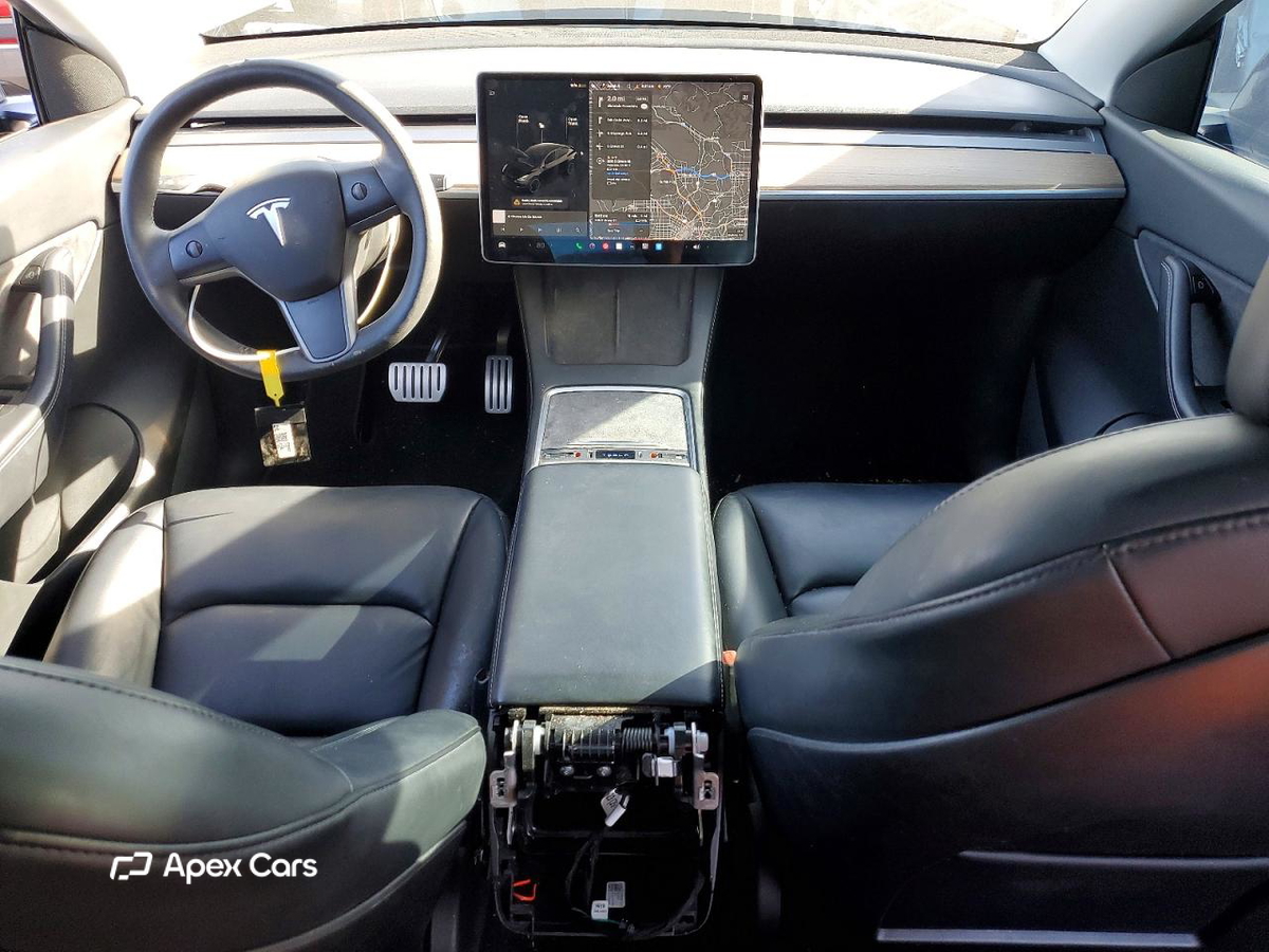 Tesla Model Y 2021