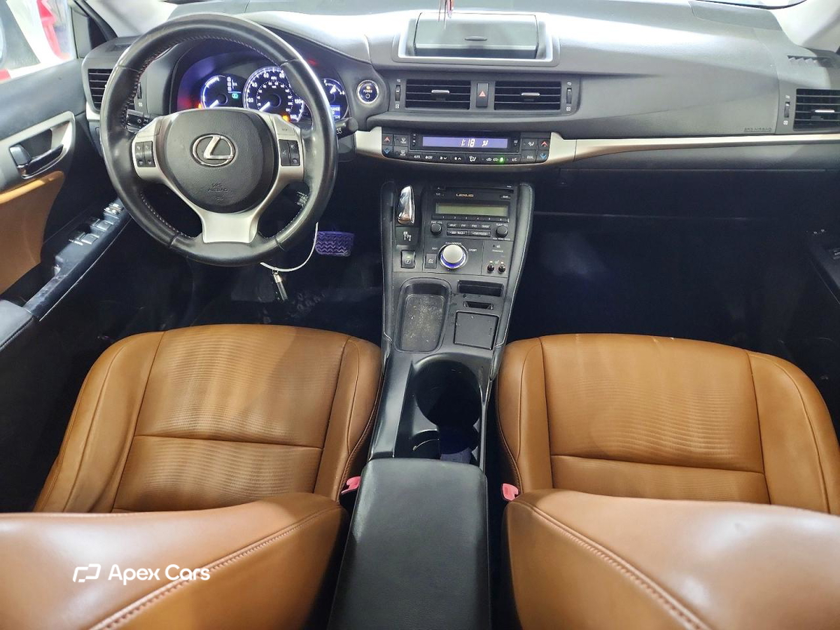 Lexus CT 2012