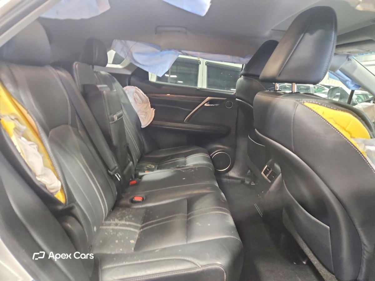 Lexus RX 2019