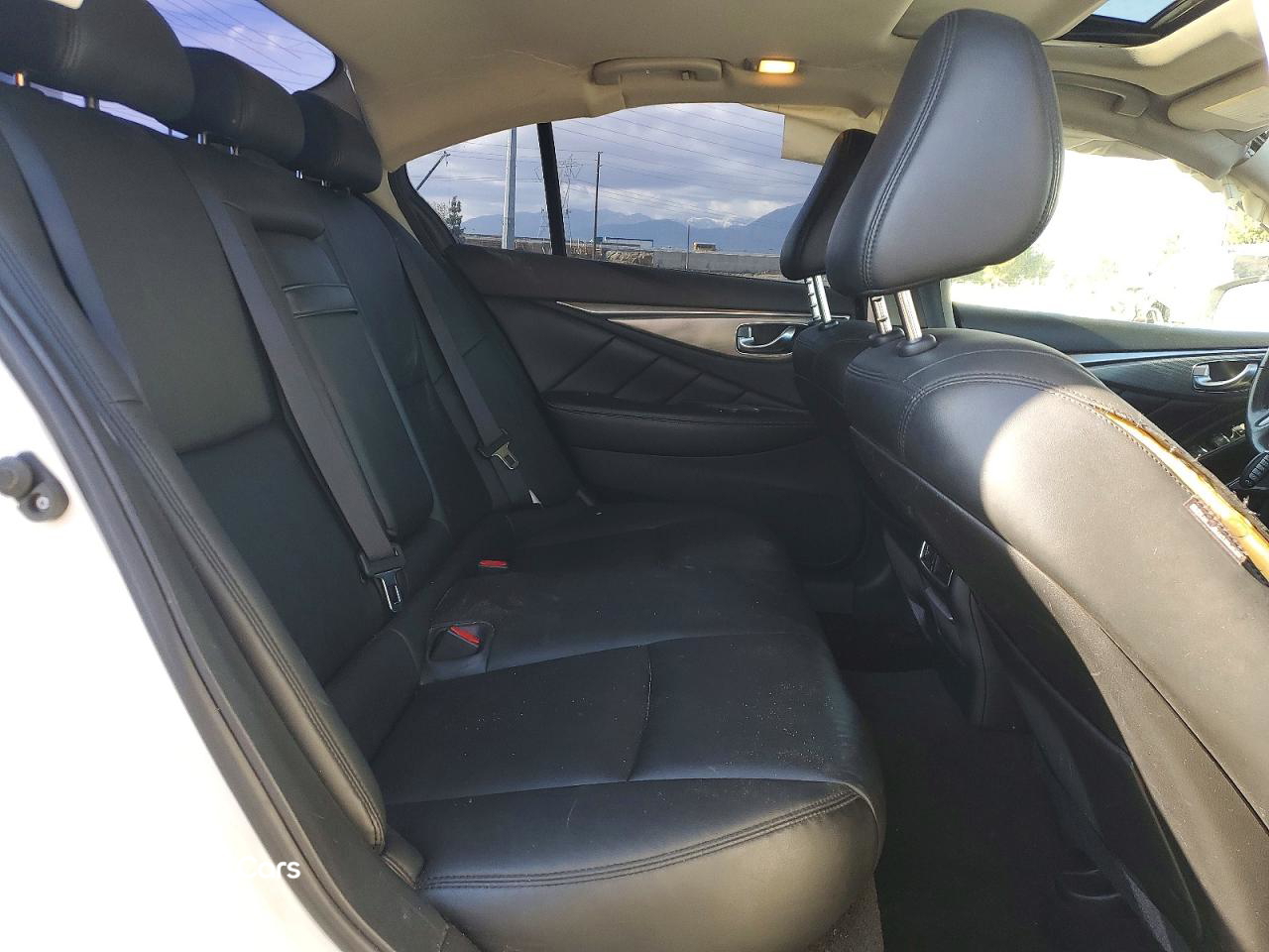 Infiniti Q50 2017
