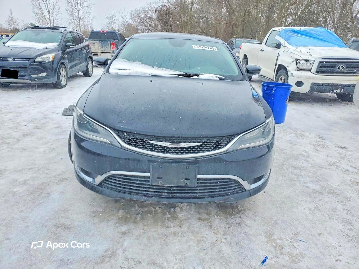 Chrysler 200 2015