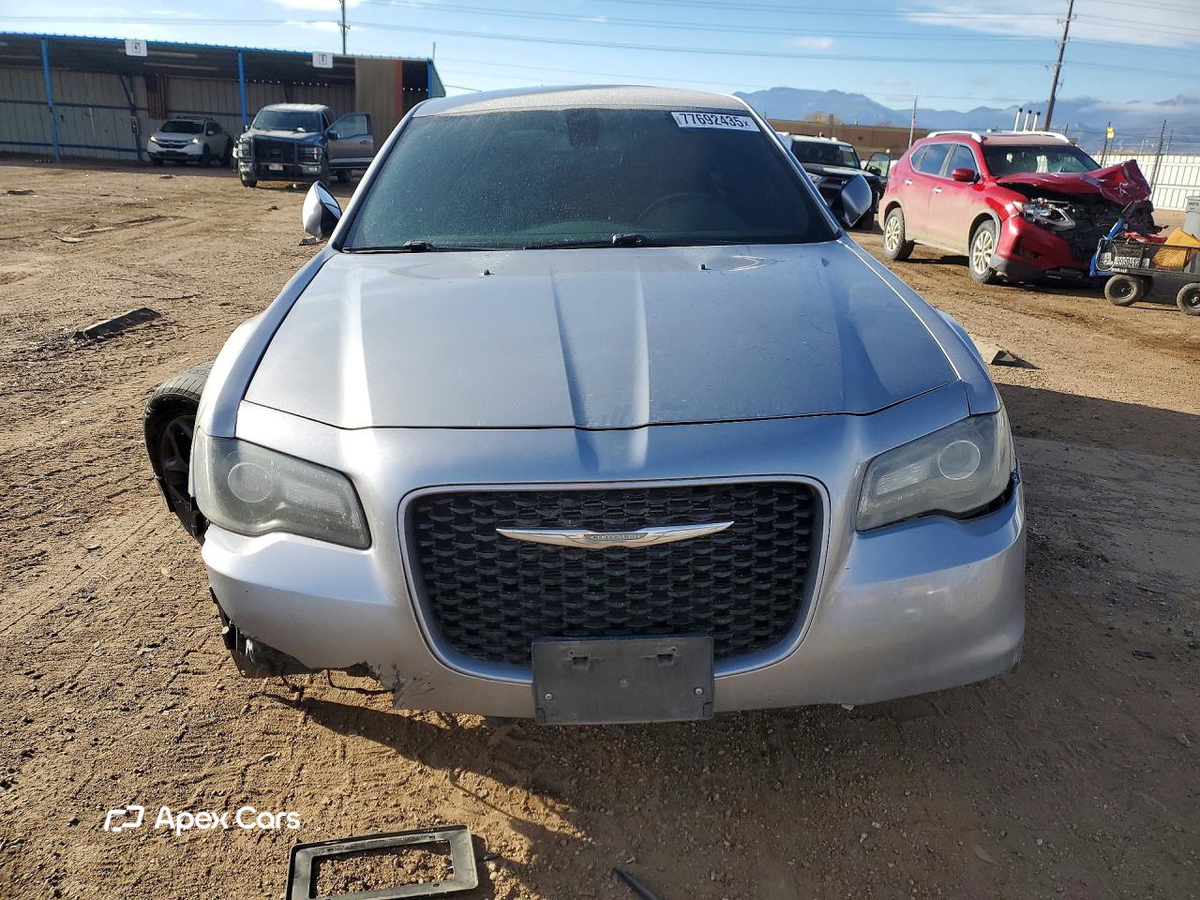 Chrysler 300 2018