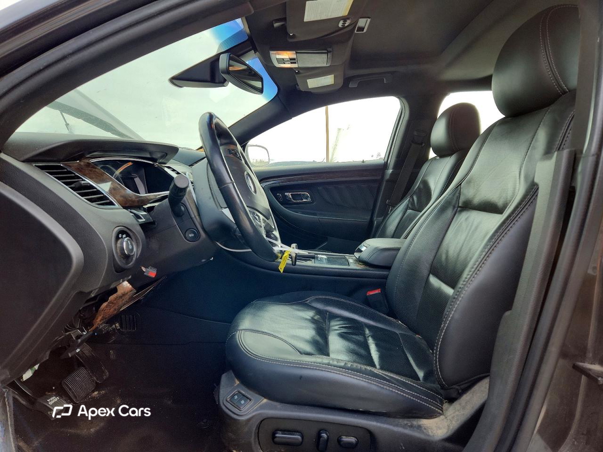 Ford Taurus 2019