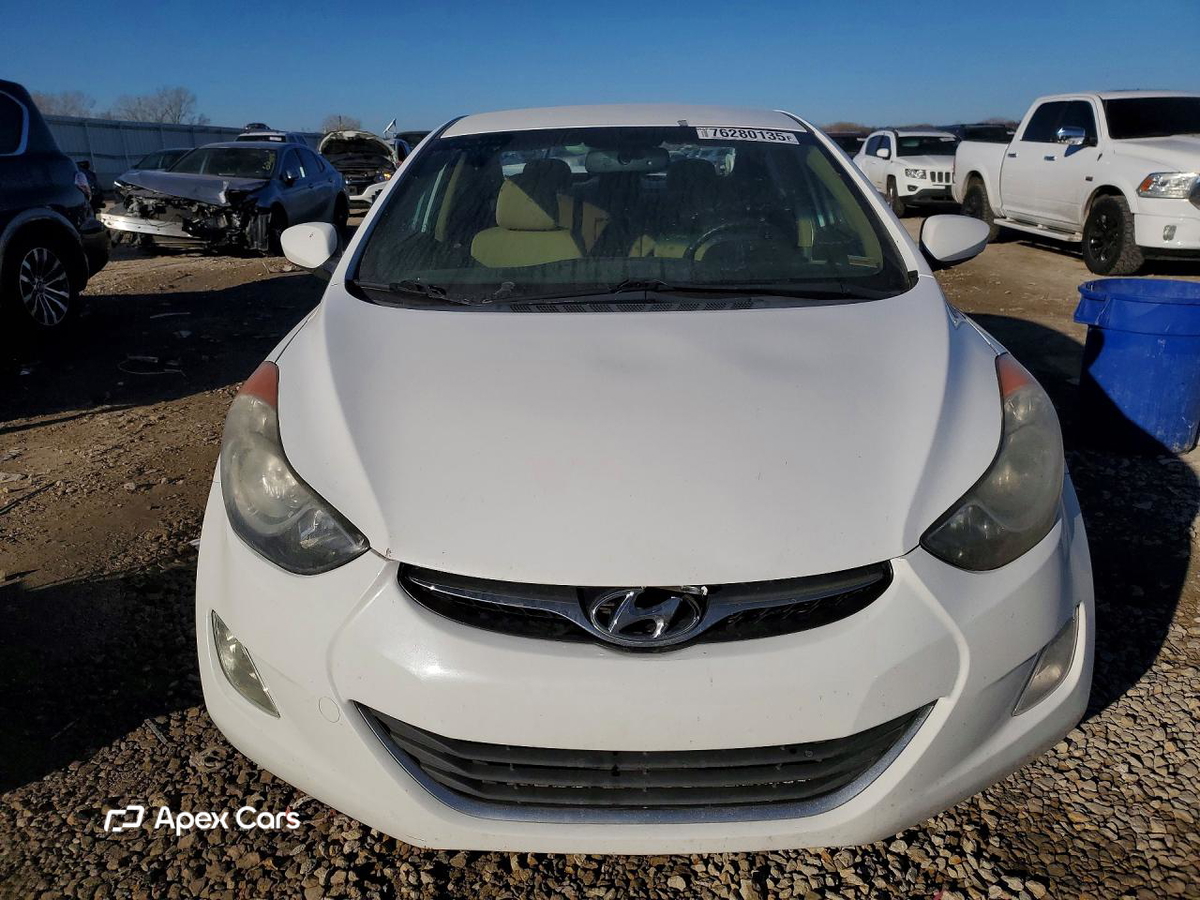 Hyundai Elantra 2013