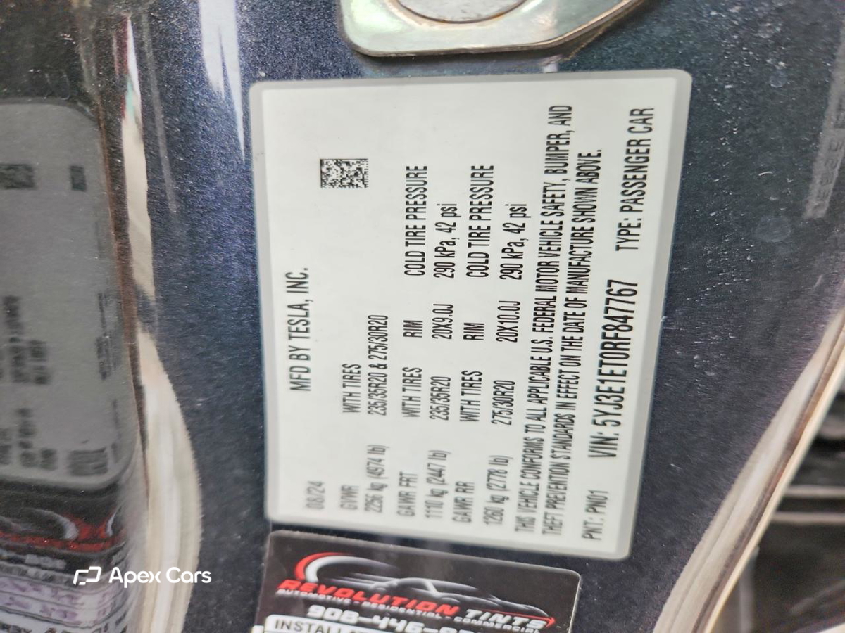 Tesla Model 3 2024