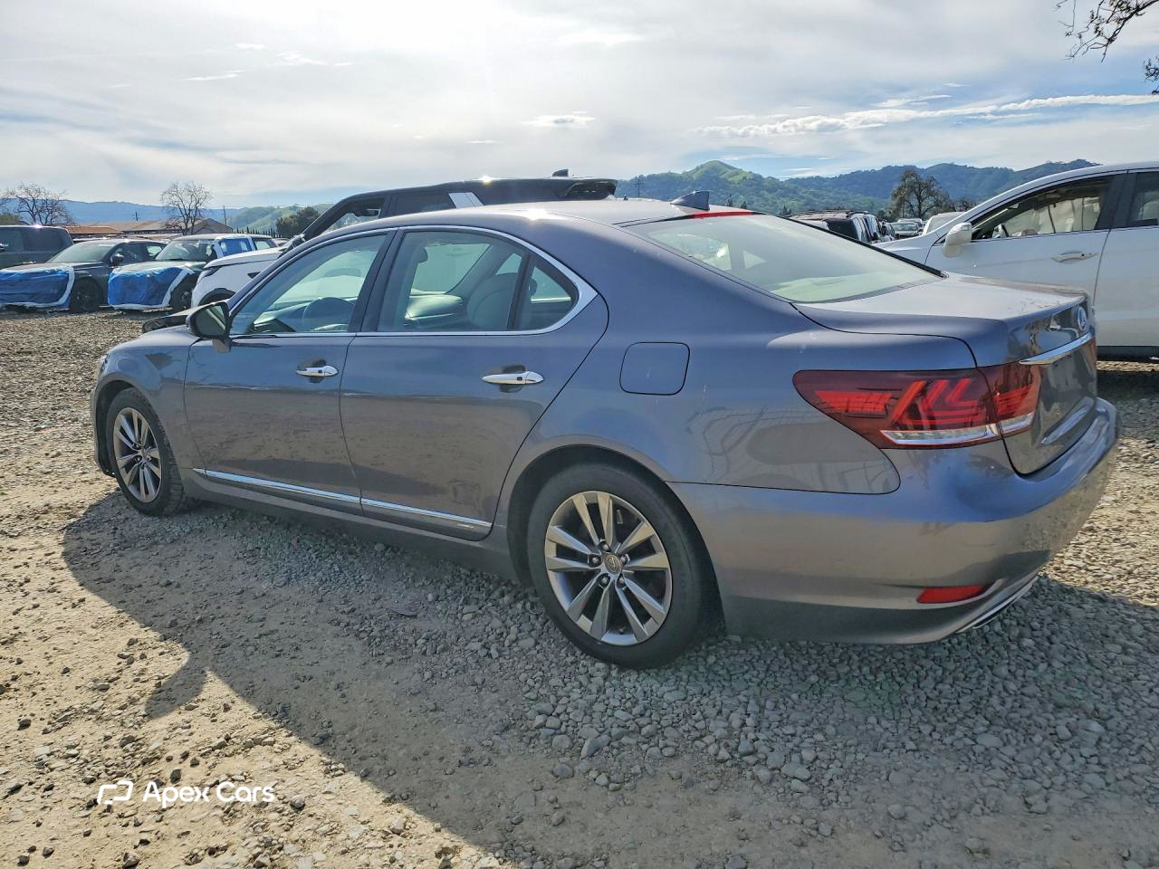 Lexus LS 2015