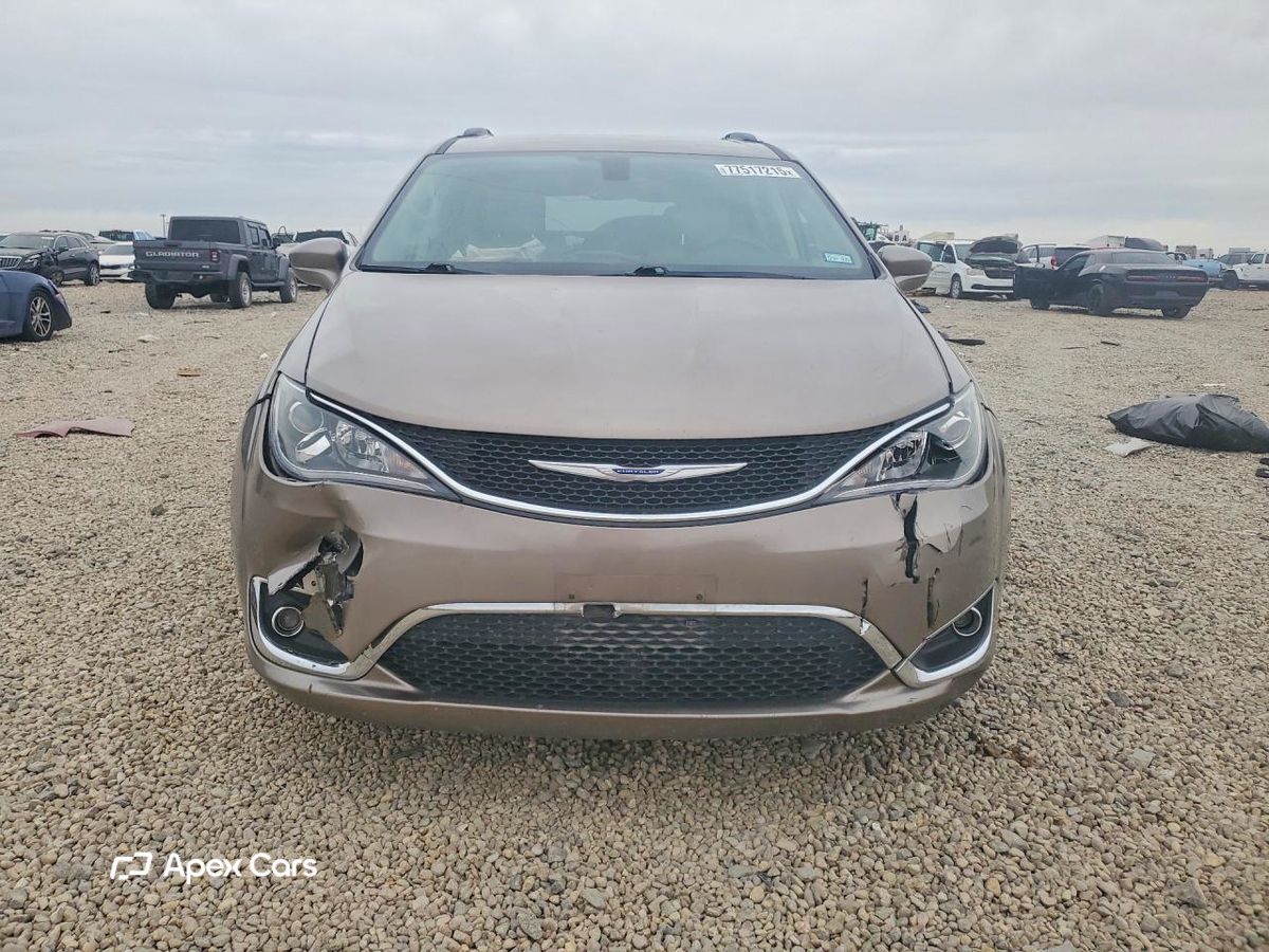 Chrysler Pacifica 2017
