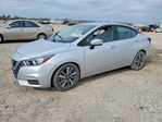 Nissan Versa 2021