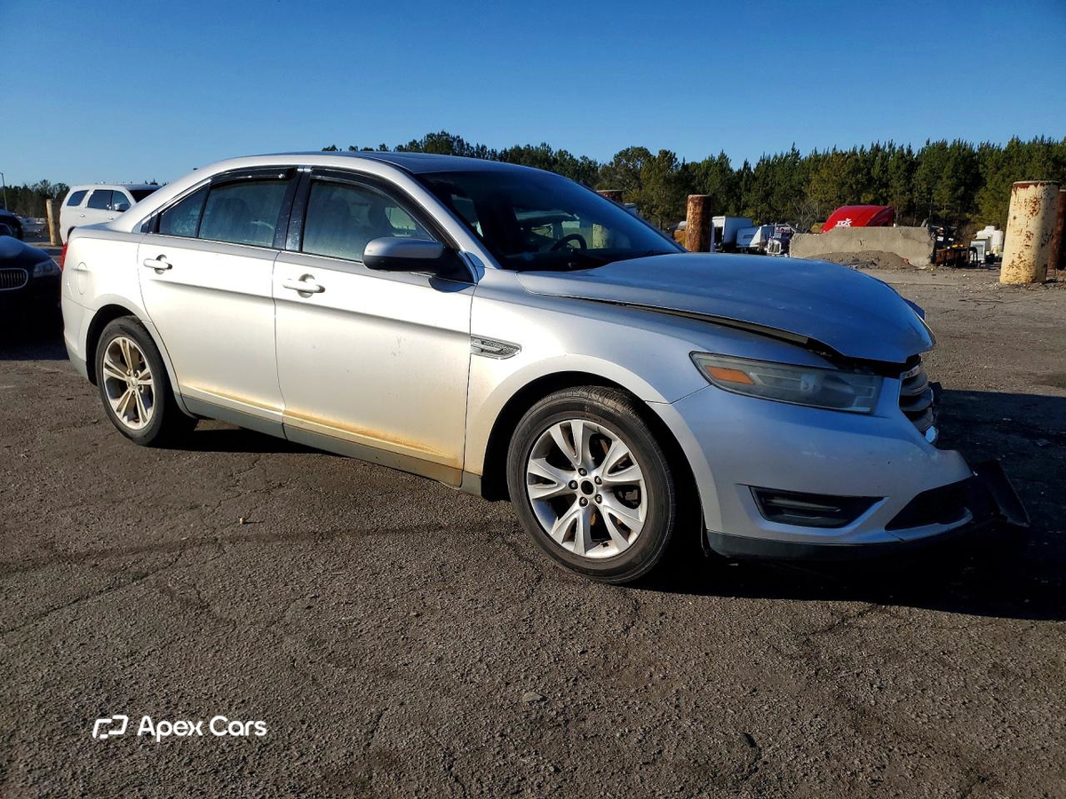 Ford Taurus 2013