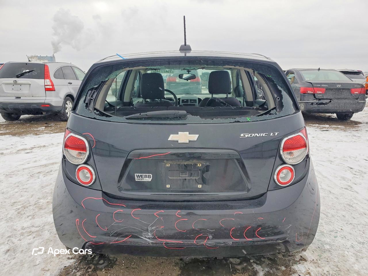 Chevrolet Sonic 2015