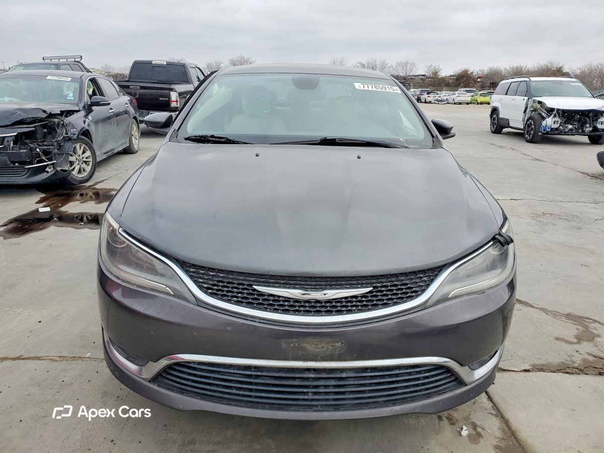 Chrysler 200 2015