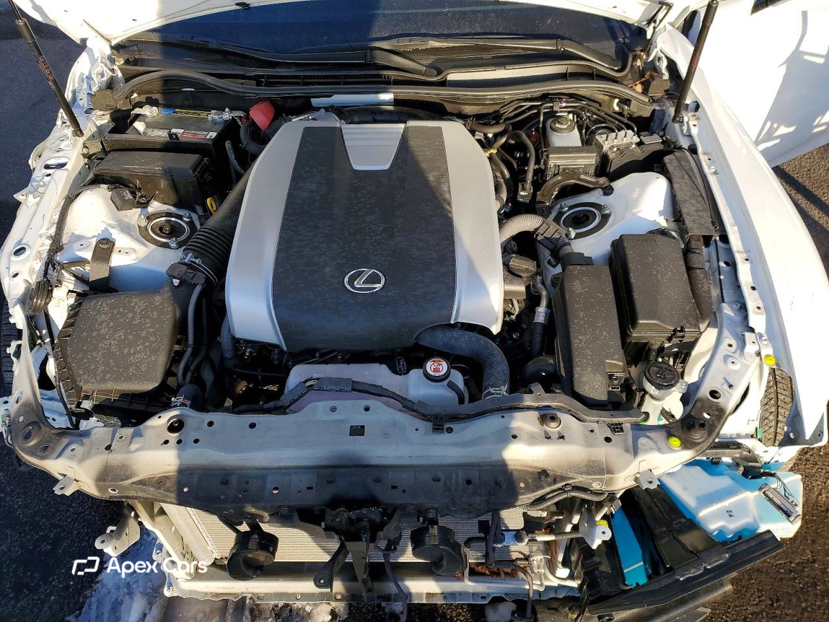 Lexus IS 2024