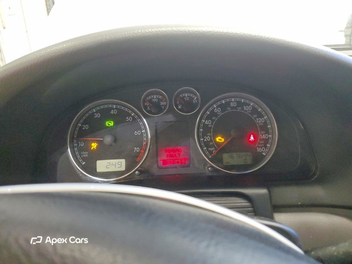Volkswagen Passat 2003