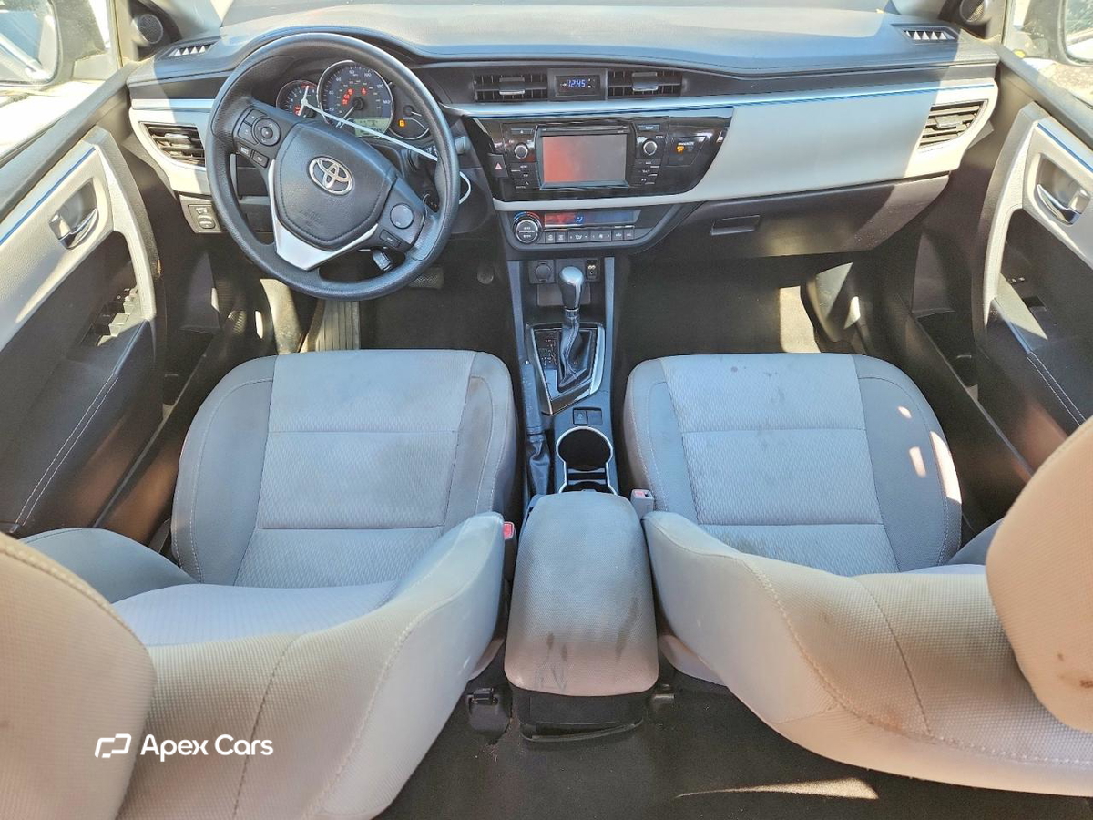 Toyota Corolla 2015