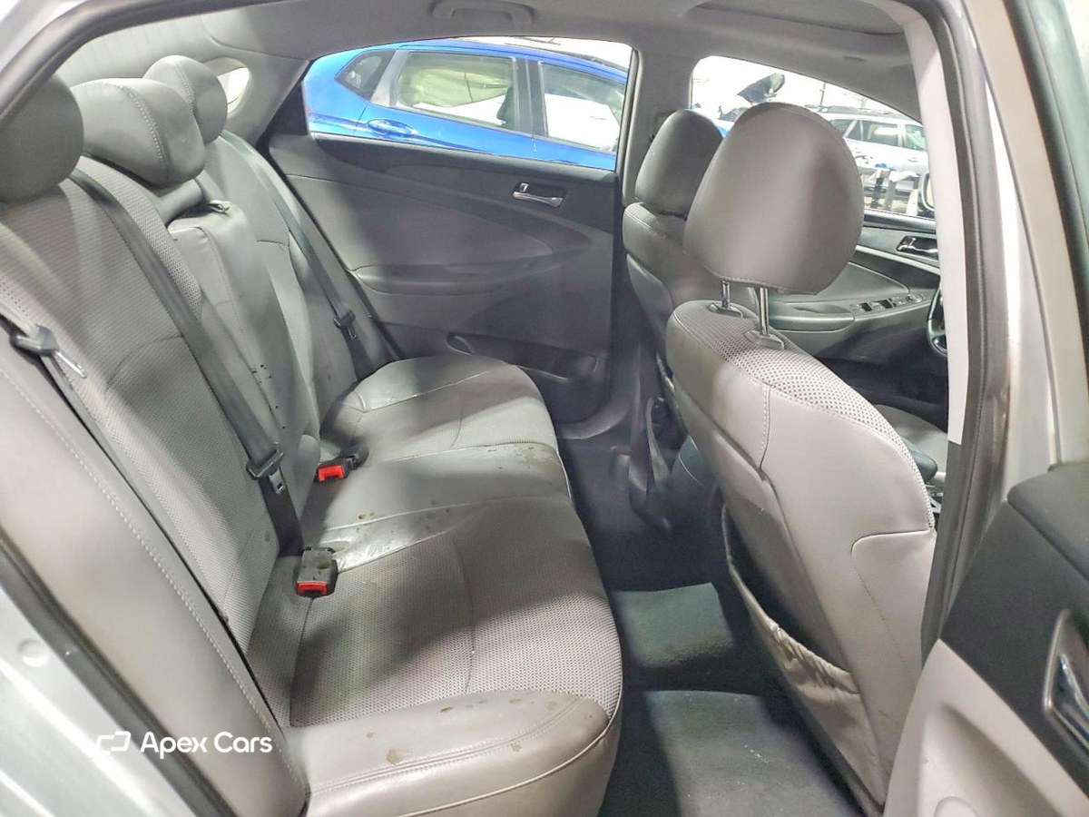 Hyundai Sonata 2013