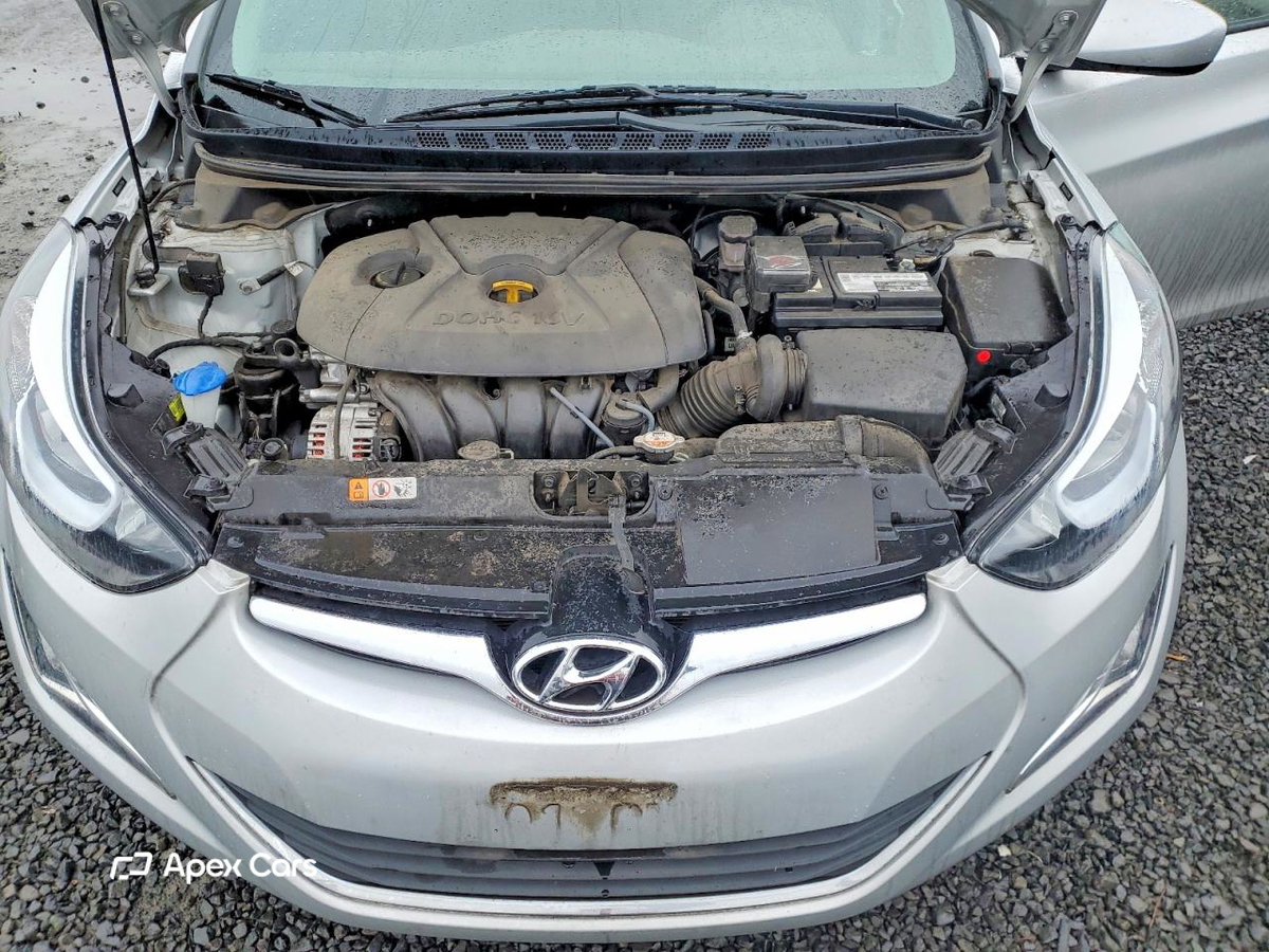 Hyundai Elantra 2016