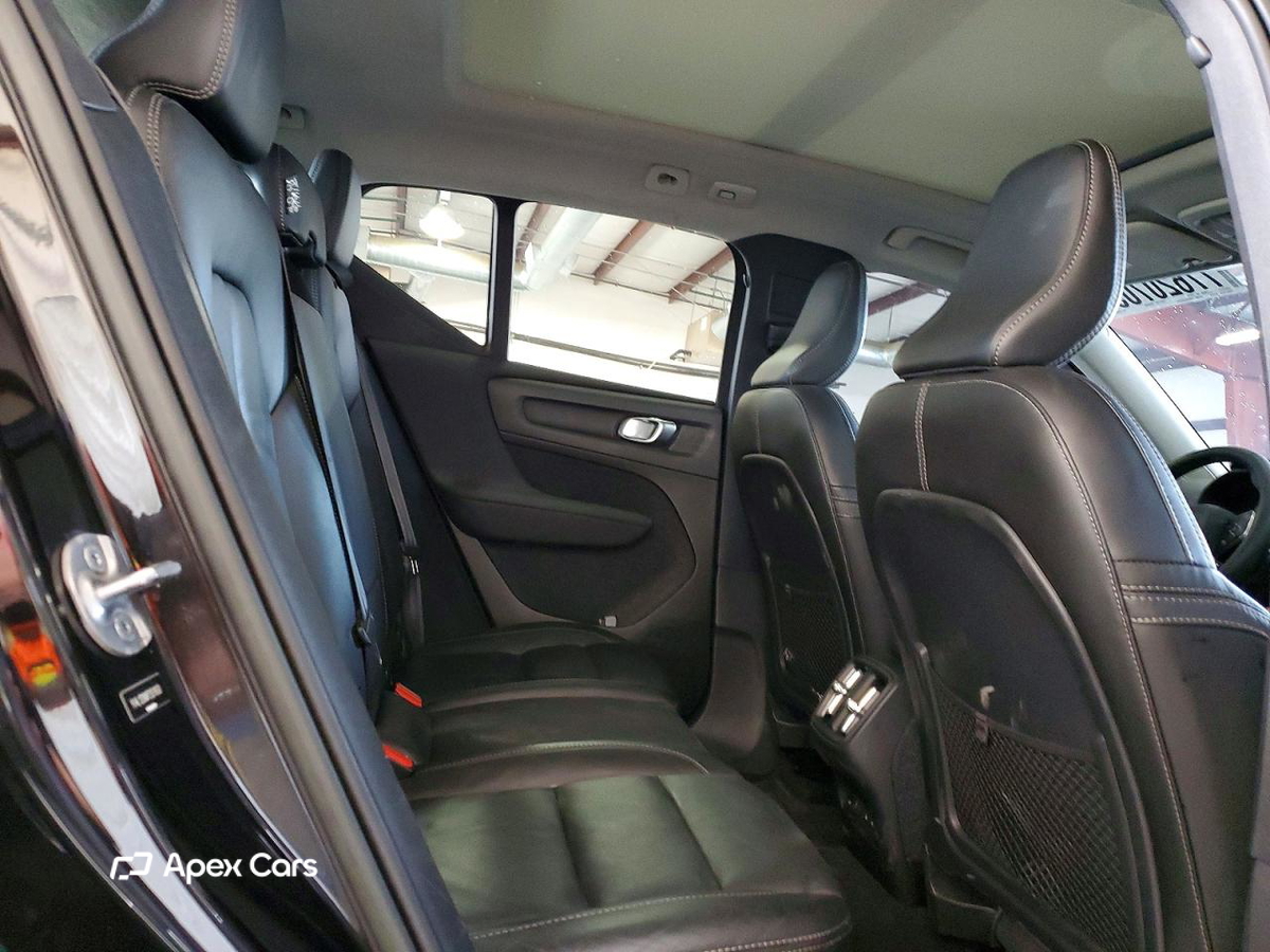 Volvo XC40 2023
