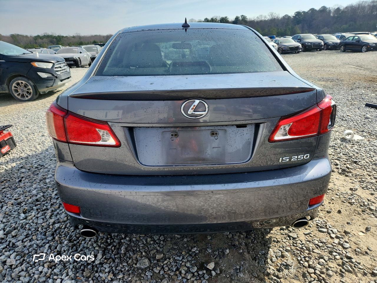 Lexus IS 2012