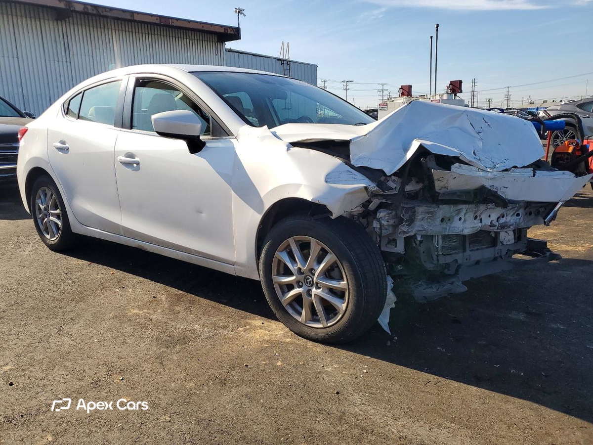 Mazda 3 2015