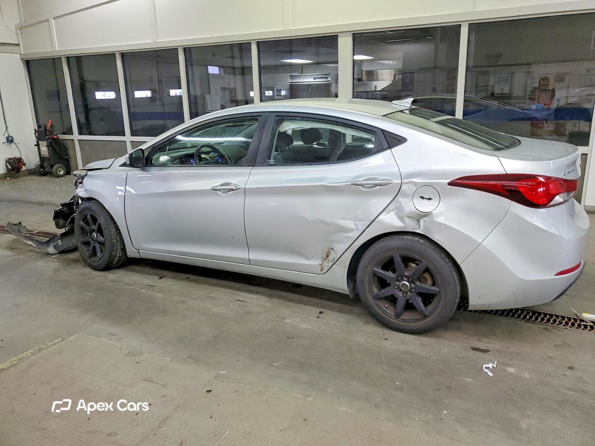 Hyundai Elantra 2016