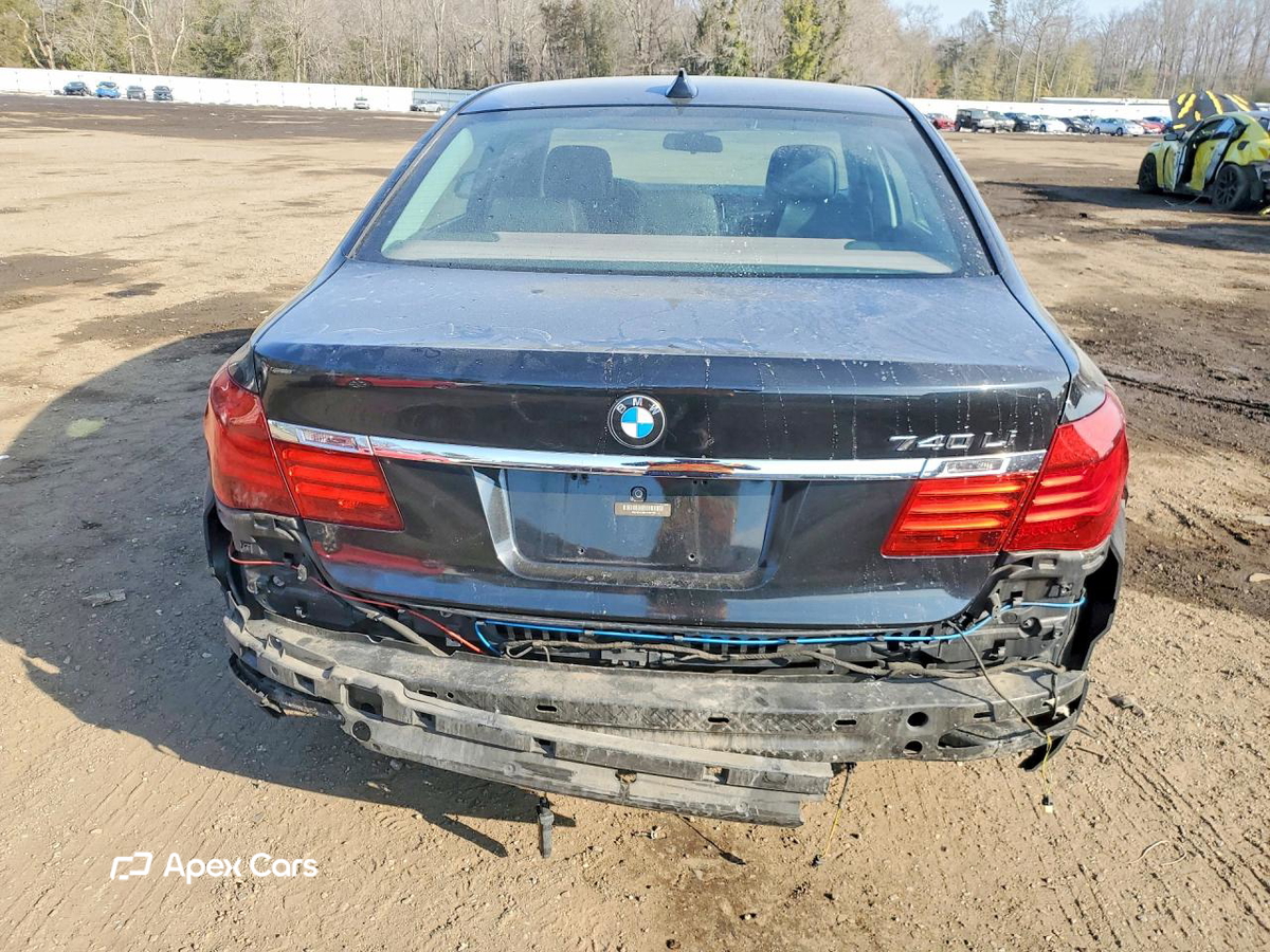 BMW Series 7 2013