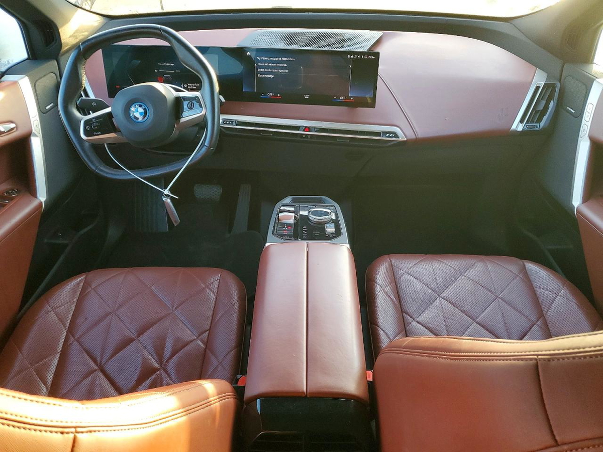 BMW iX 2022