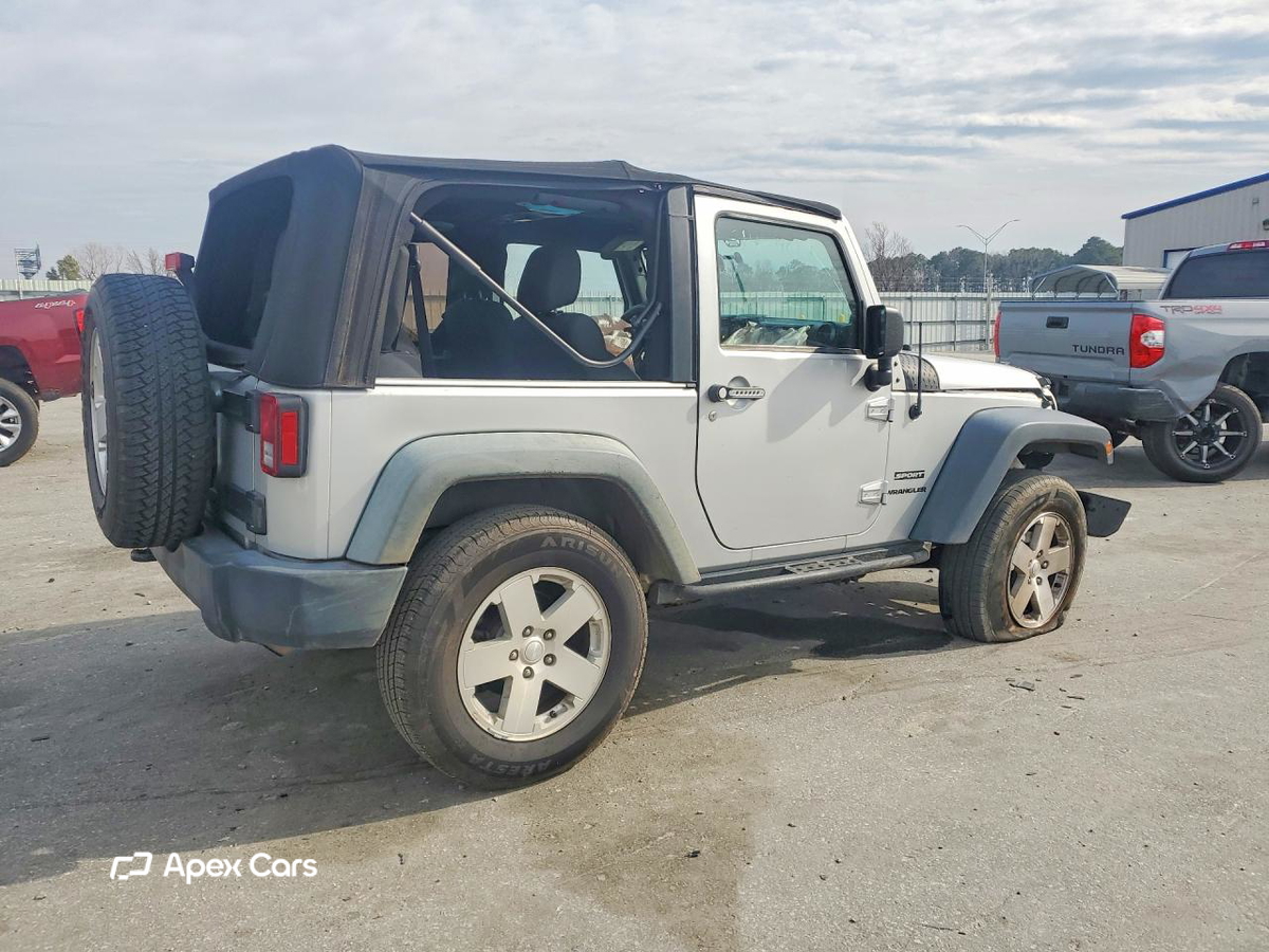 Jeep Wrangler 2011