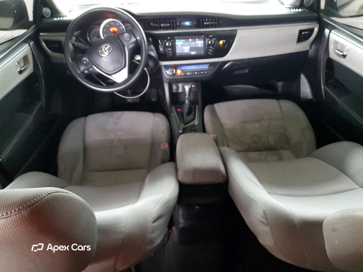 Toyota Corolla 2015