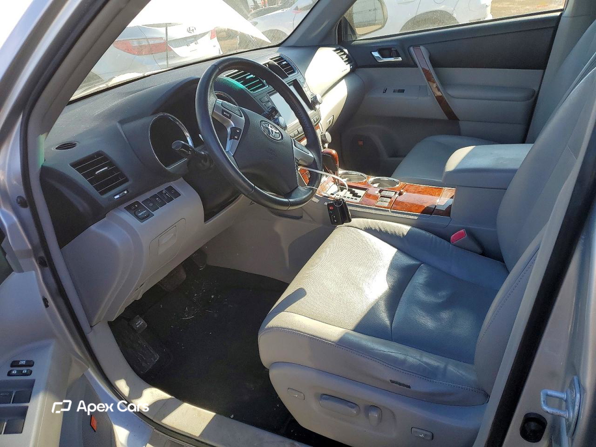 Toyota Highlander 2011