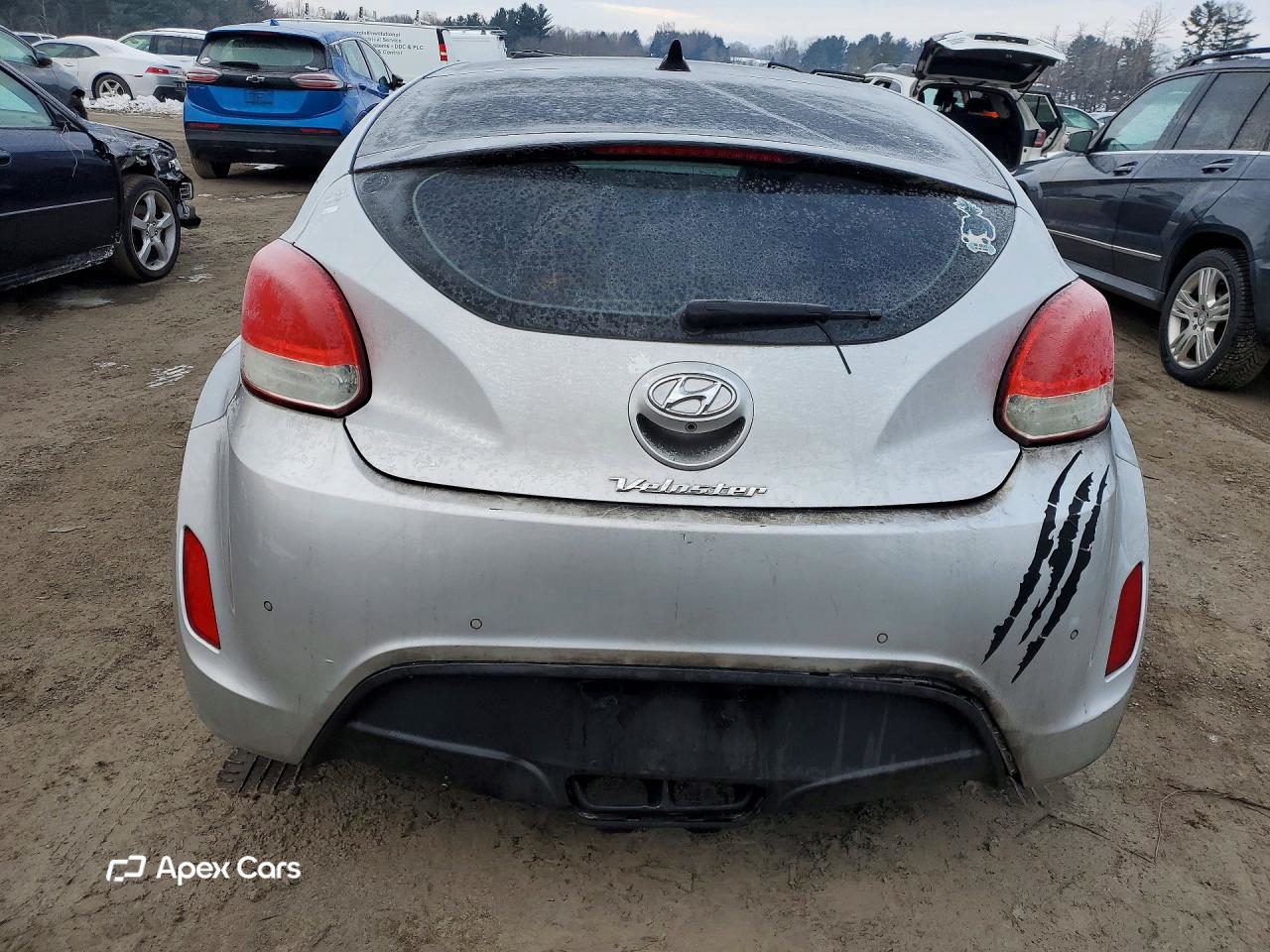 Hyundai Veloster 2012