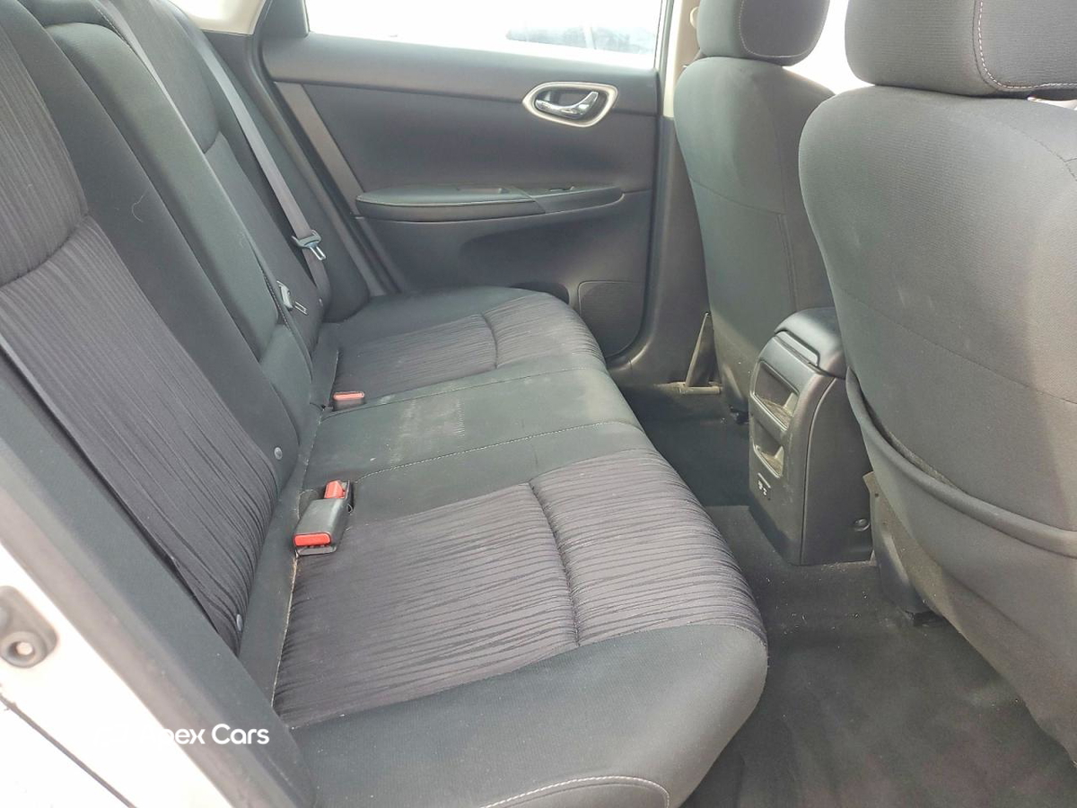 Nissan Sentra 2019