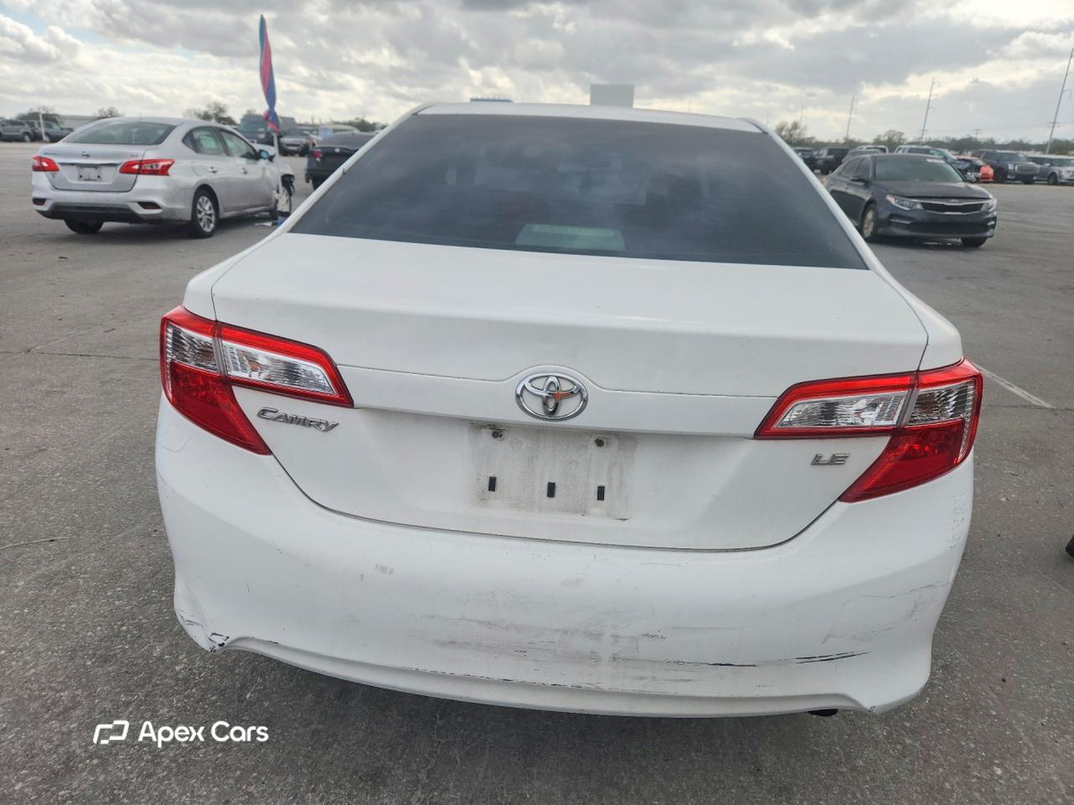 Toyota Camry 2012