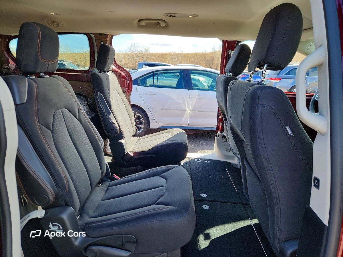 Chrysler Pacifica 2017