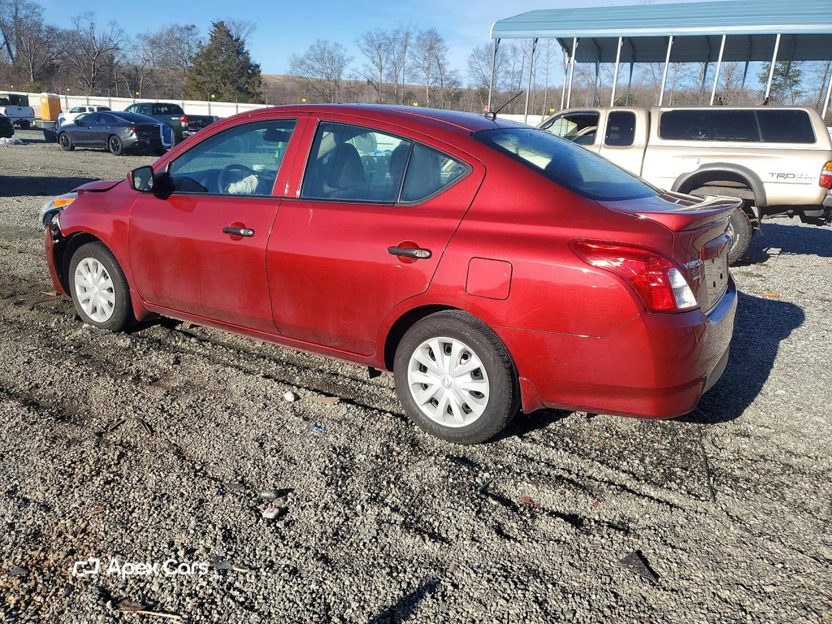 Nissan Versa 2018