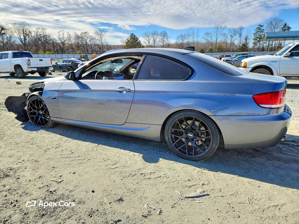 BMW Series 3 2009