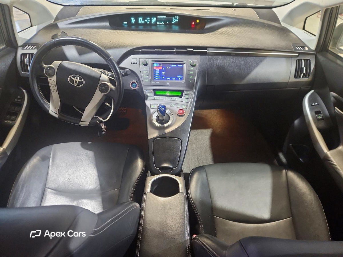 Toyota Prius 2012