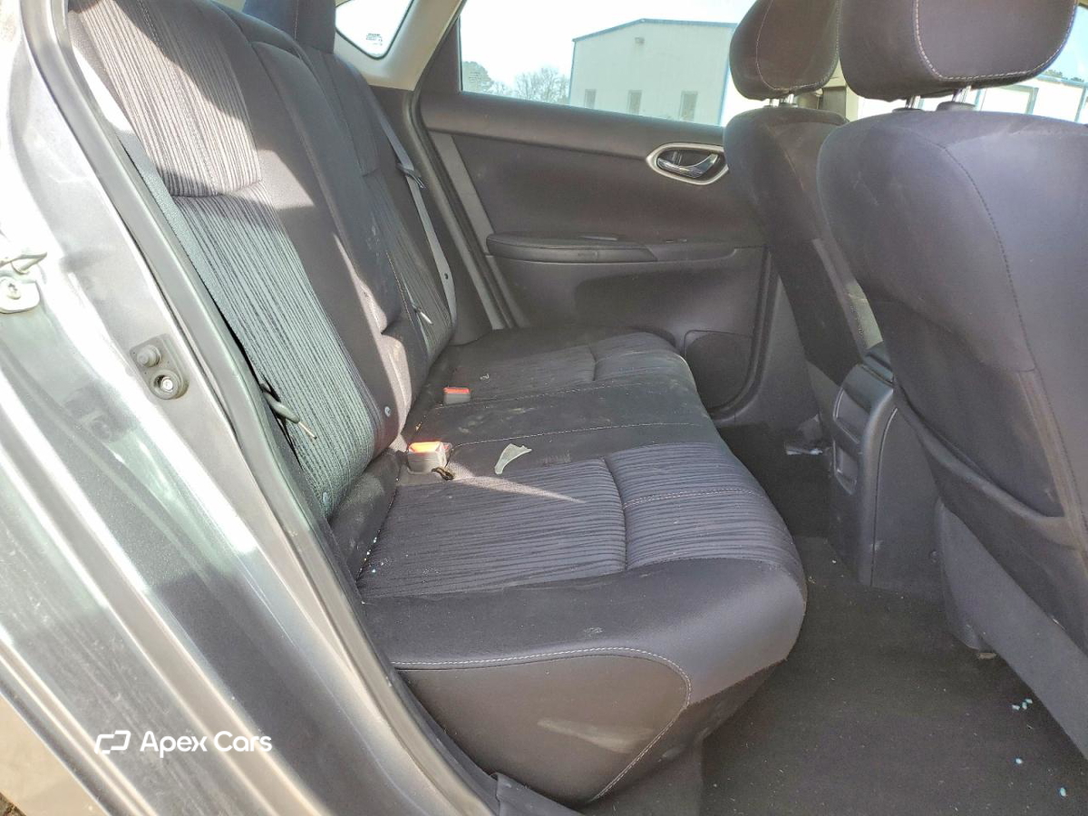Nissan Sentra 2016